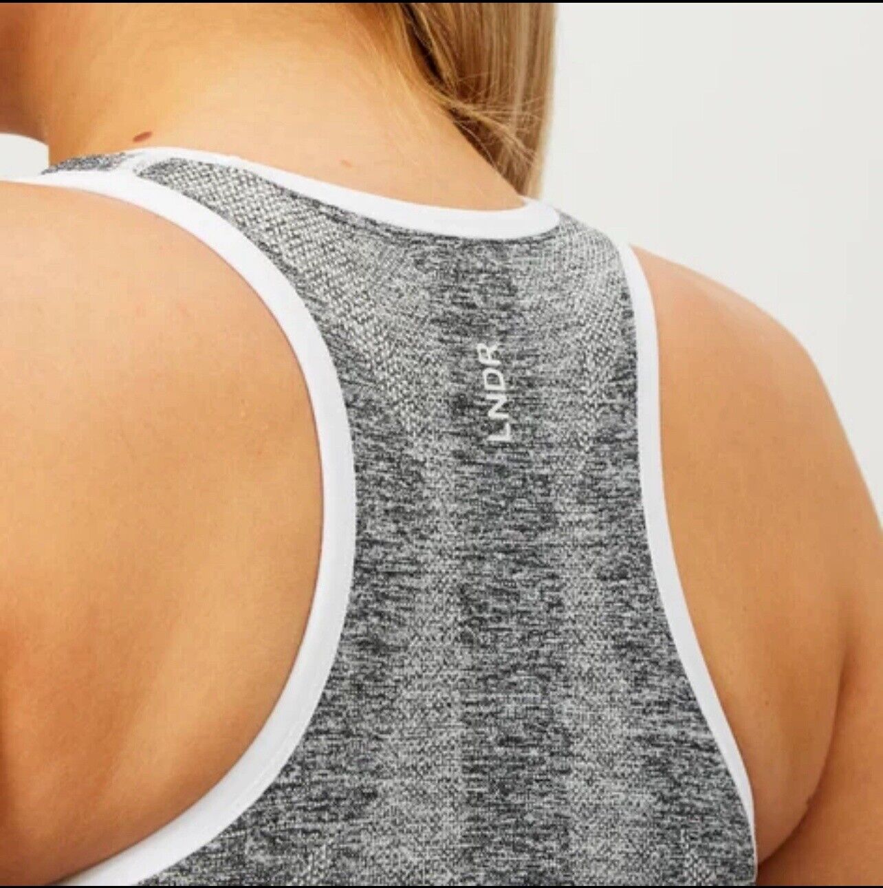 LNDR Basic Sports Bra Size Grey 011 Size XS-S £65 RRP