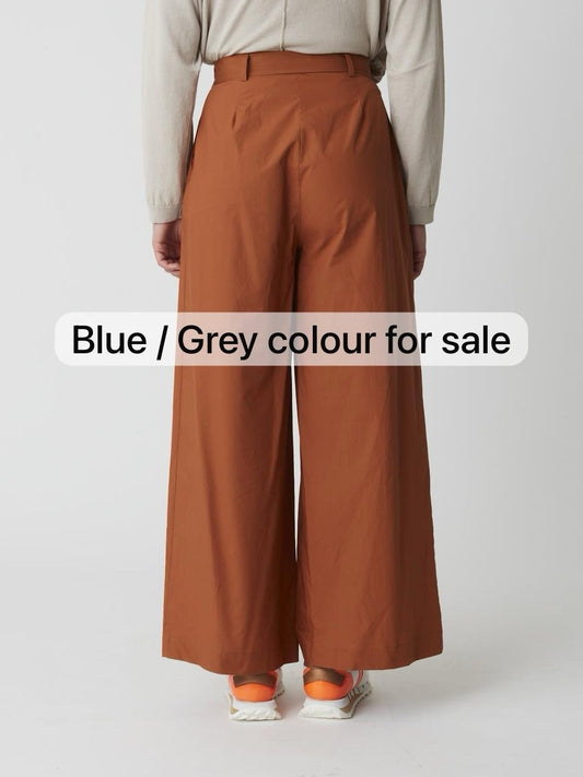 Cropped trousers MANILA GRACE 9384CU UK 8 Colour Blue / Grey RRP £130